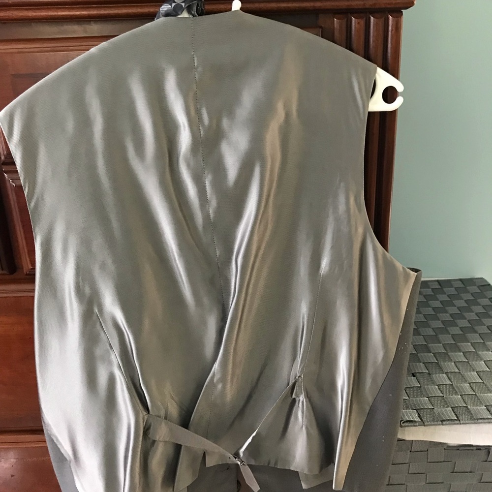 Perry Ellis vest - Picture 2 of 3